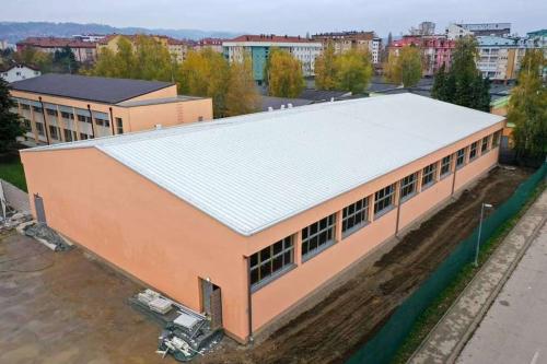 Отворена дворана на Старчевици